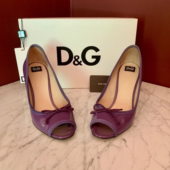 🎉HP🎉 D&G Patent Peep Toe Pumps - Picture 2 of 8